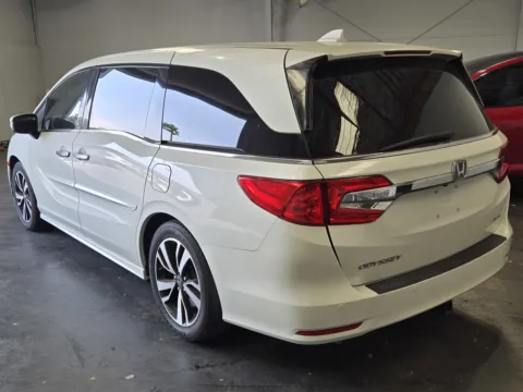 Photos of 2018 Honda Odyssey Elite for sale in Norco, CA at Premium Autos - Norco