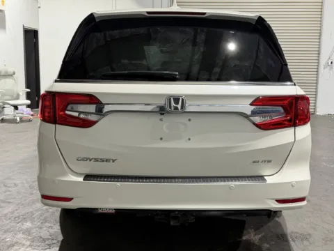 Another view of 2018 Honda Odyssey Elite for sale in Norco, CA at Premium Autos - Norco