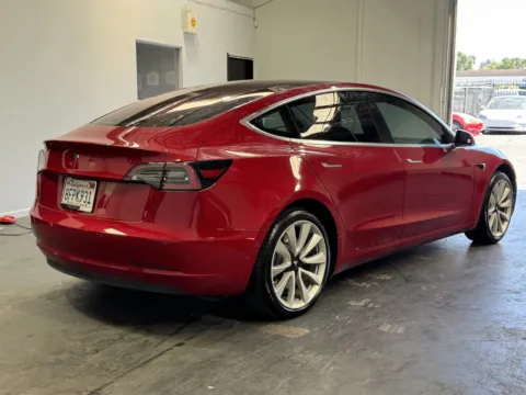 More photos of 2018 Tesla Model 3 at Premium Autos - Norco, CA