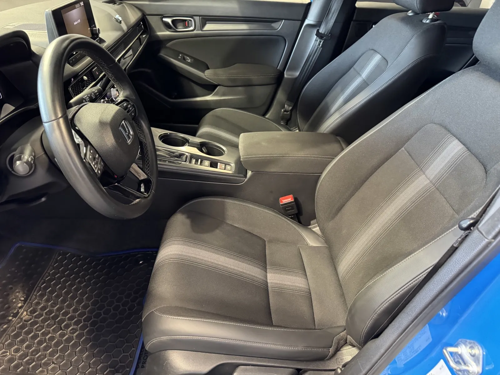 Honda Civic photo 12