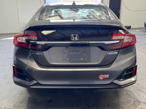 Another view of 2018 Honda Clarity Plug-In Hybrid for sale in Norco, CA at Premium Autos - Norco