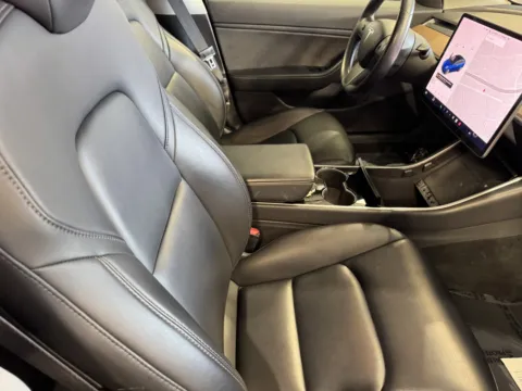 More photos of 2018 Tesla Model 3 LONG RANGE at Premium Autos - Norco, CA