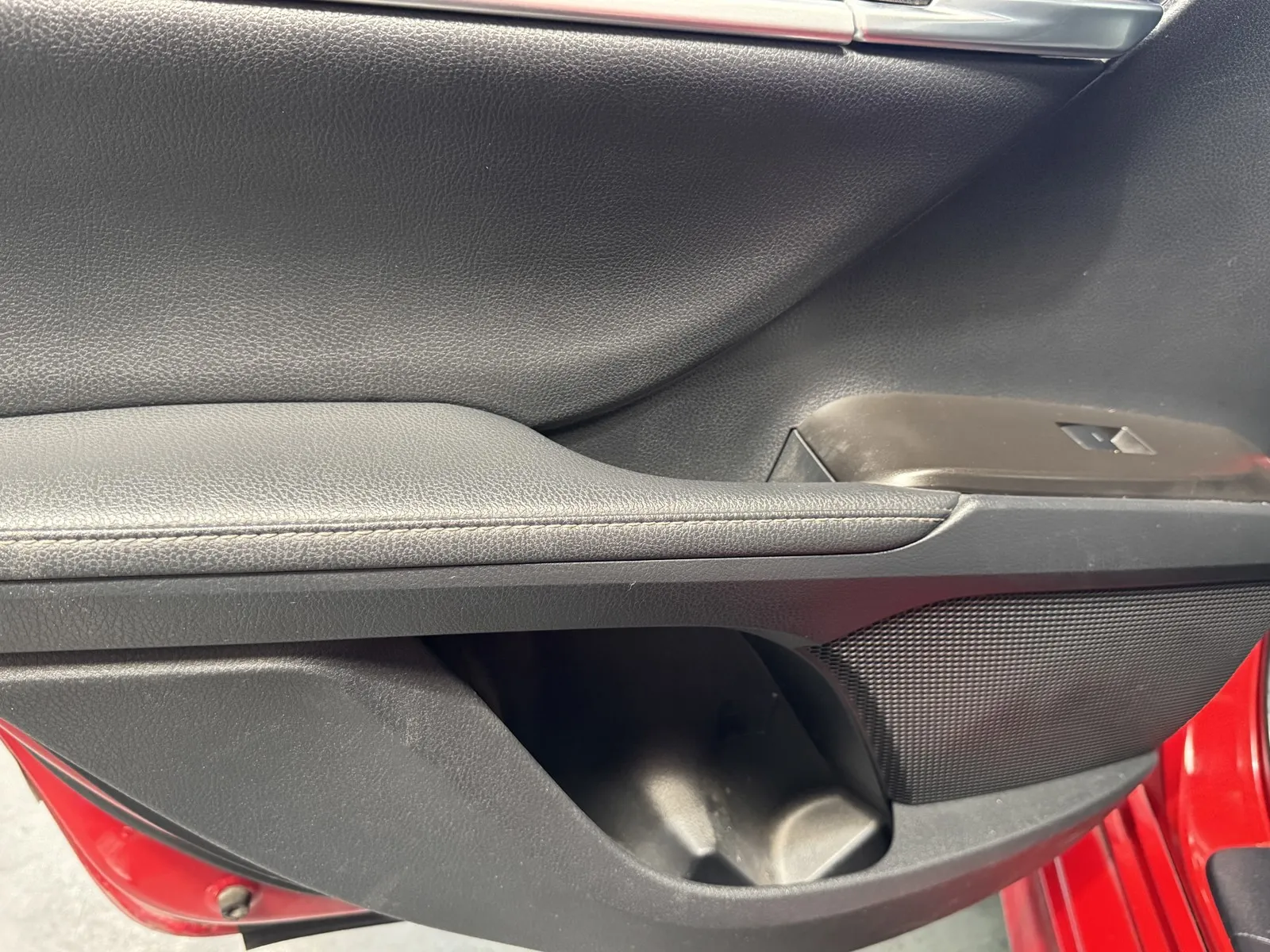Toyota Camry photo 12
