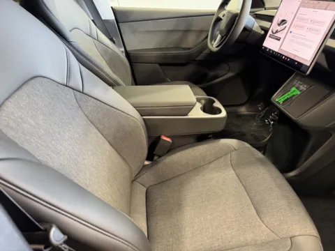 More photos of 2026 Tesla Model Y Long Range at Premium Autos - Norco, CA