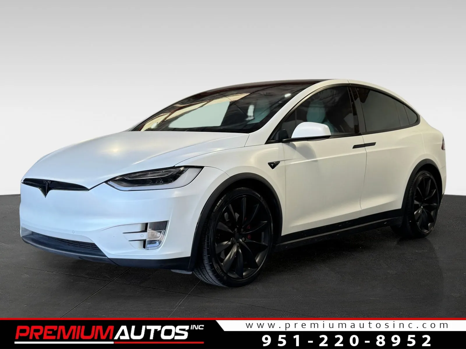 White 2018 Tesla Model X 75D*****6 SEATER**** for sale in Norco, CA