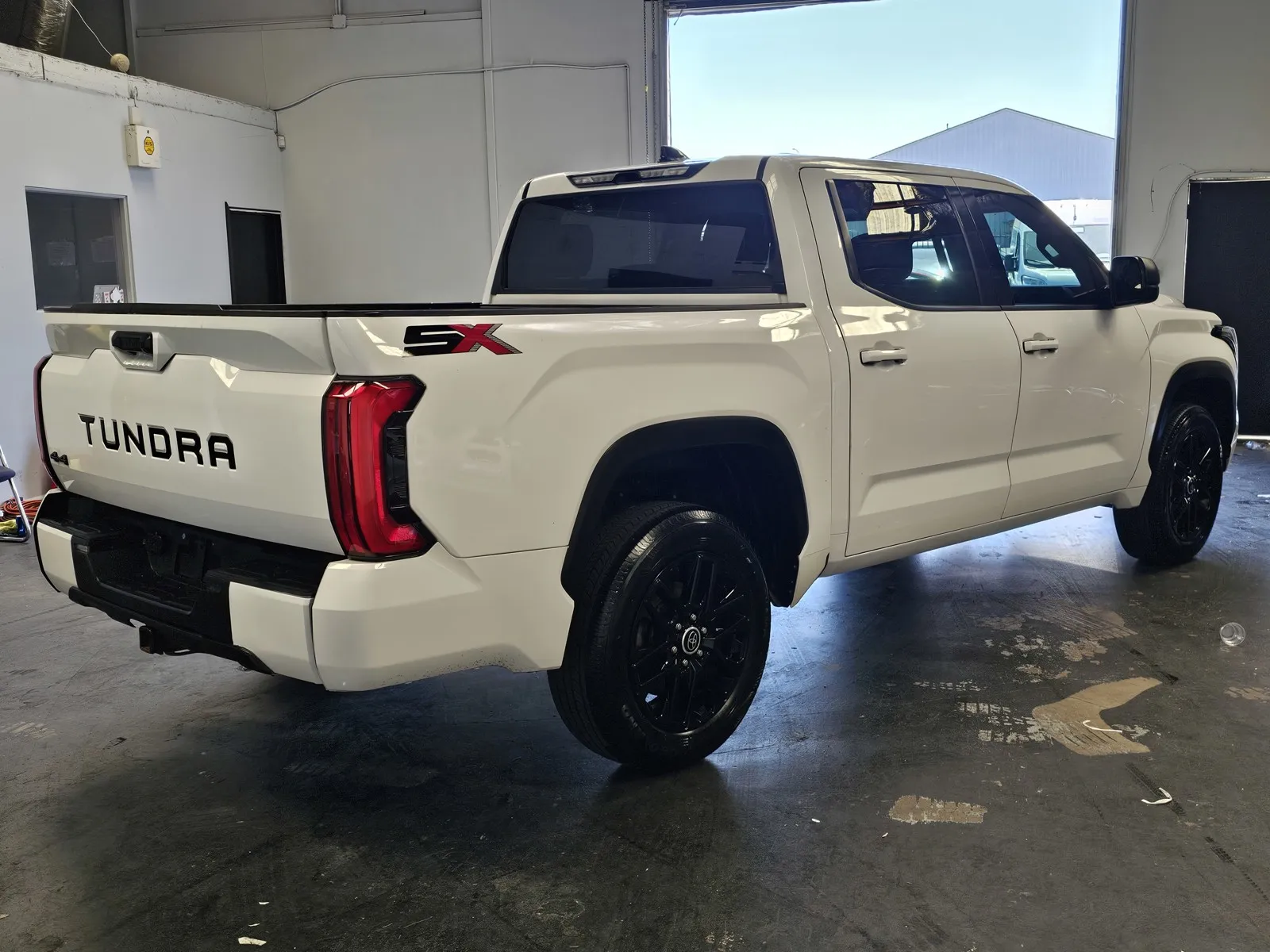 Toyota Tundra photo 4
