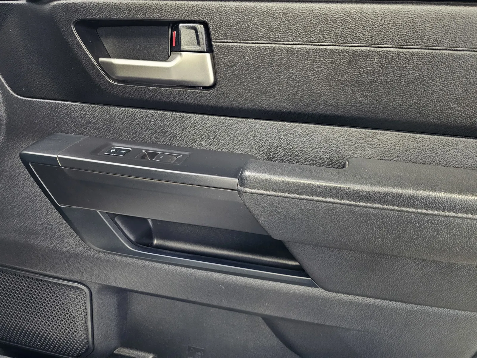 Toyota Tundra photo 6