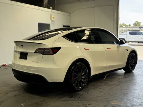 More photos of 2022 Tesla Model Y Performance at Premium Autos - Norco, CA