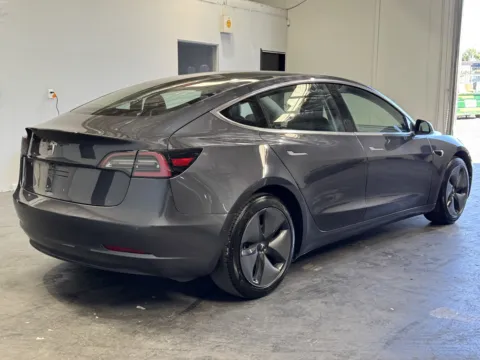 More photos of 2018 Tesla Model 3 Long Range at Premium Autos - Norco, CA