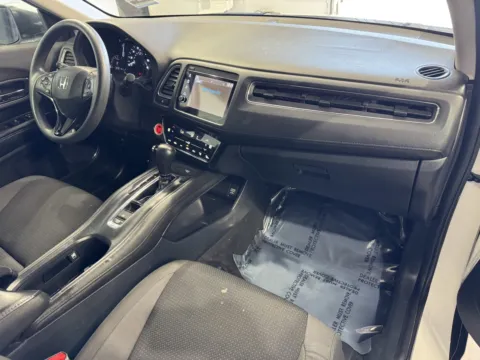 More photos of 2022 Honda HR-V EX at Premium Autos - Norco, CA