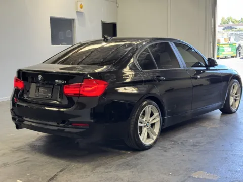 More photos of 2018 BMW 3 Series 320i at Premium Autos - Norco, CA