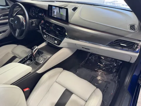 More photos of 2018 BMW M5 at Premium Autos - Norco, CA