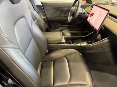 More photos of 2018 Tesla Model 3 MID RANGE at Premium Autos - Norco, CA