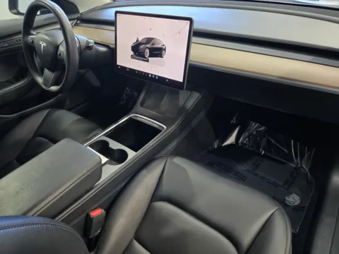 More photos of 2022 Tesla Model 3 at Premium Autos - Norco, CA