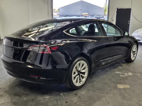 More photos of 2022 Tesla Model 3 at Premium Autos - Norco, CA