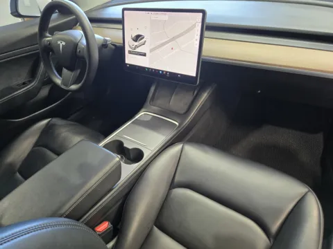 More photos of 2021 Tesla Model 3 Standard Range Plus at Premium Autos - Norco, CA