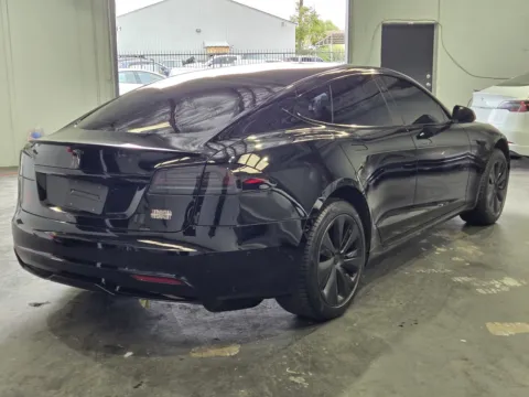 More photos of 2022 Tesla Model S Plaid at Premium Autos - Norco, CA