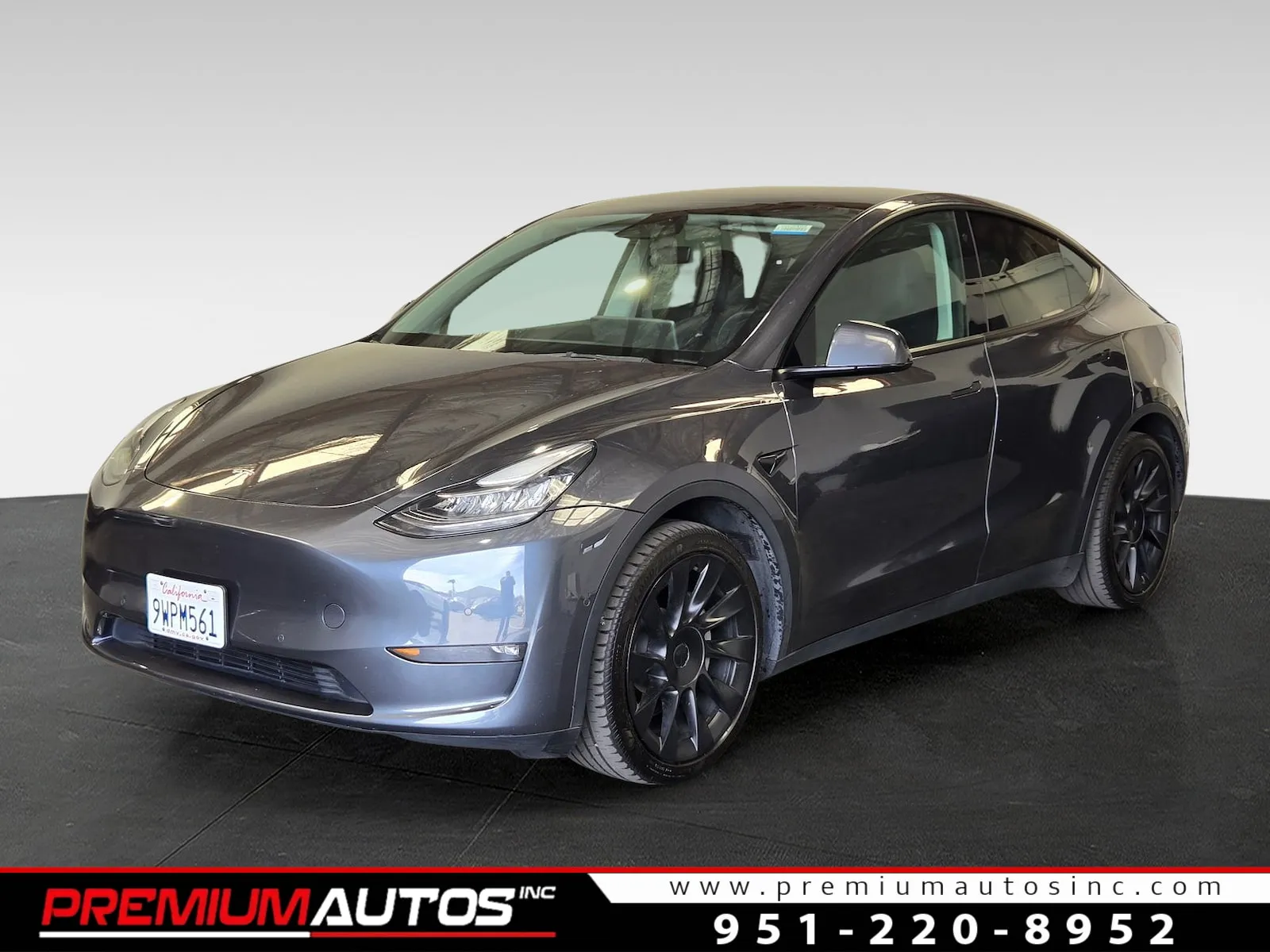 2022 Tesla Model Y Long Range Dual Motor All-Wheel Drive's photo
