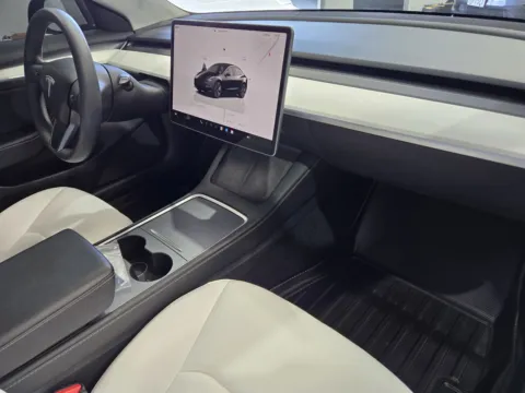 More photos of 2023 Tesla Model 3 at Premium Autos - Norco, CA