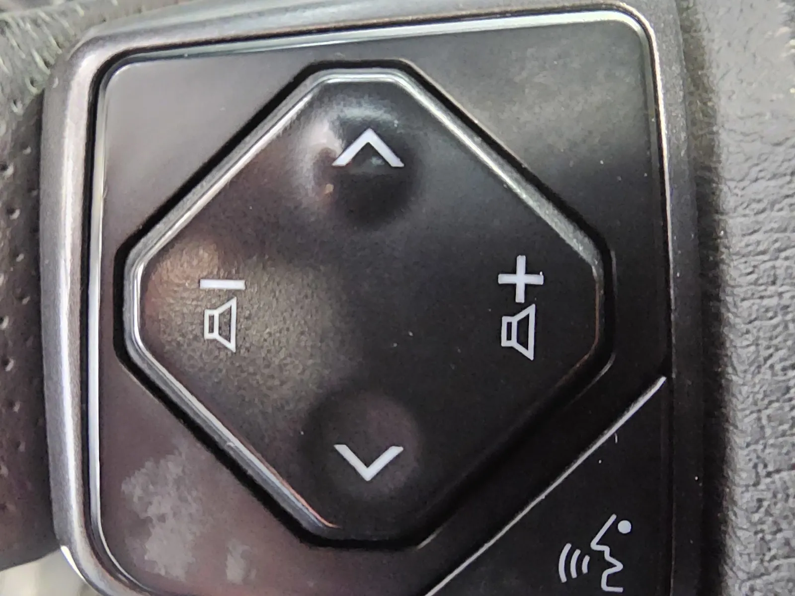 Toyota Tacoma photo 18
