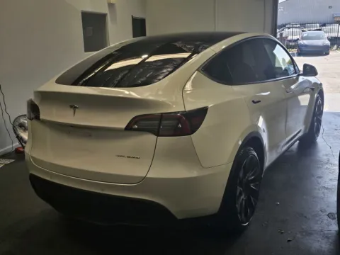 More photos of 2021 Tesla Model Y Long Range at Premium Autos - Norco, CA