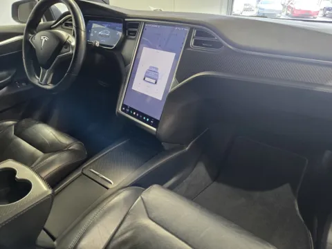 More photos of 2017 Tesla Model X at Premium Autos - Norco, CA
