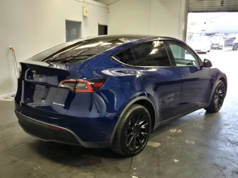 More photos of 2021 Tesla Model Y Long Range at Premium Autos - Norco, CA