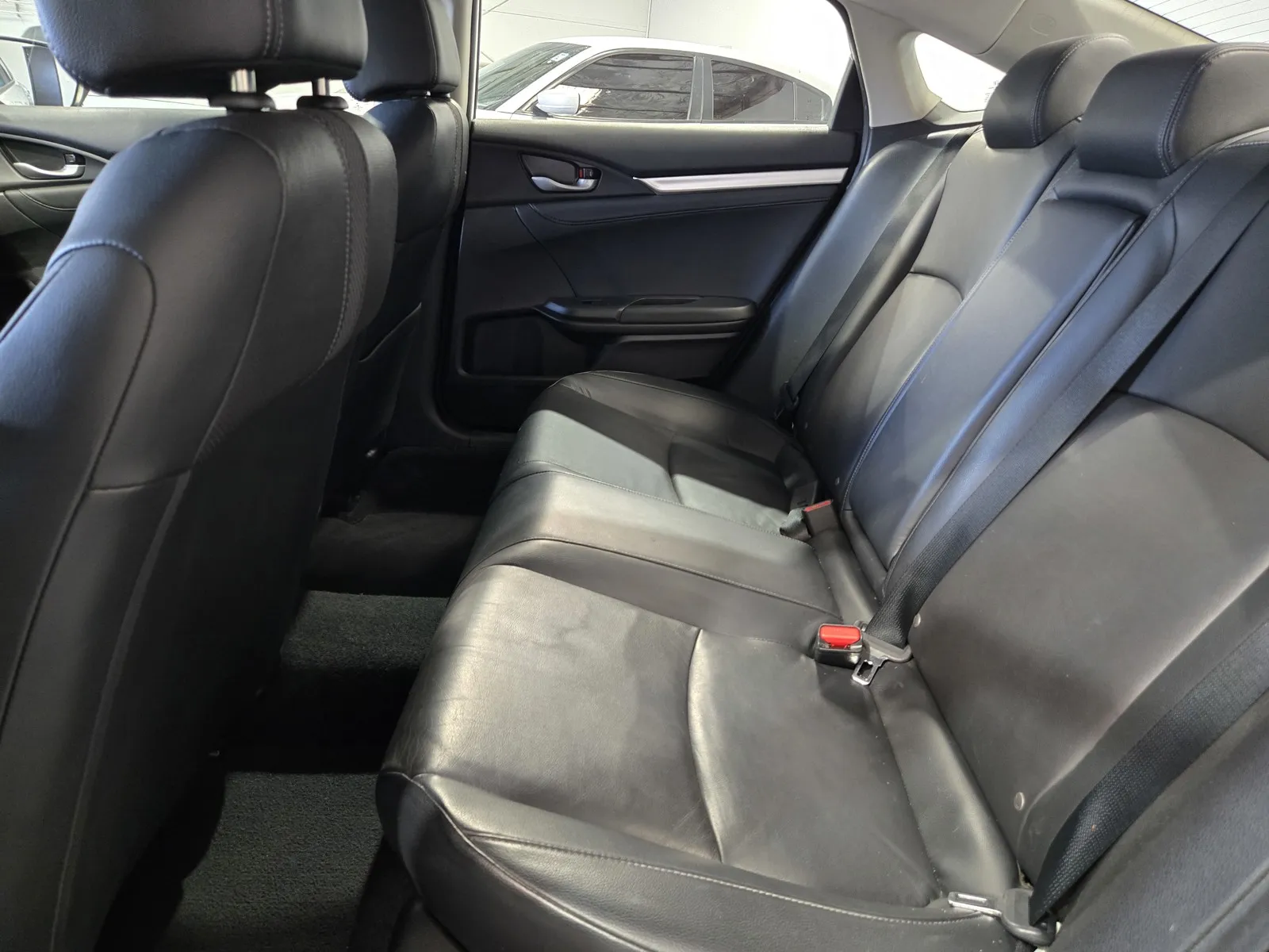 Honda Civic photo 12