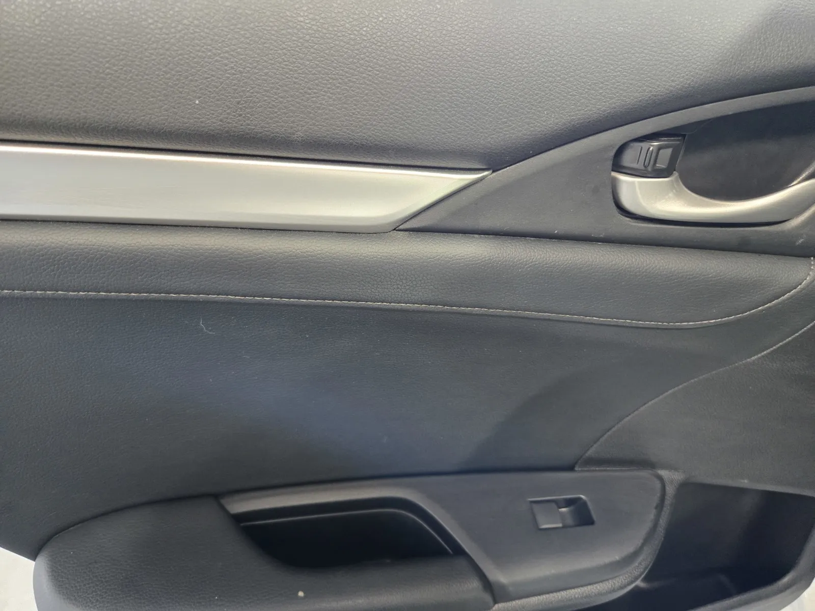 Honda Civic photo 11