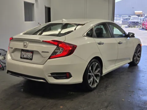 More photos of 2021 Honda Civic Touring at Premium Autos - Norco, CA
