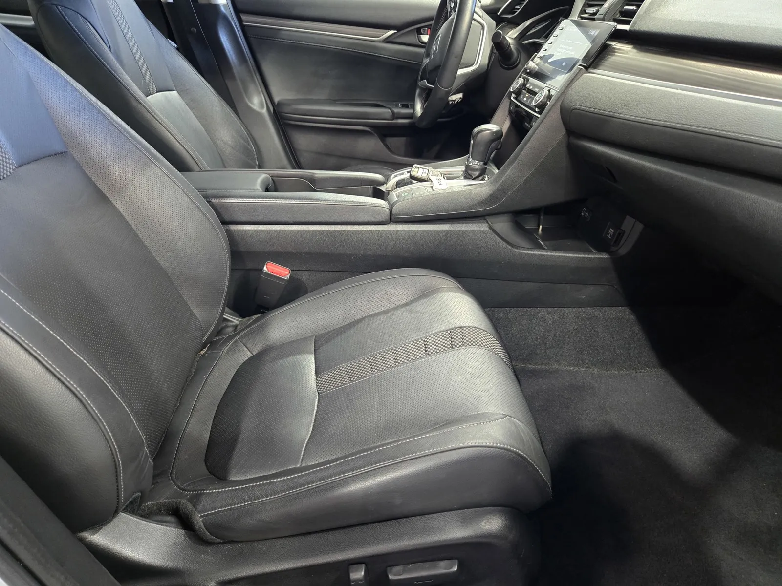 Honda Civic photo 7