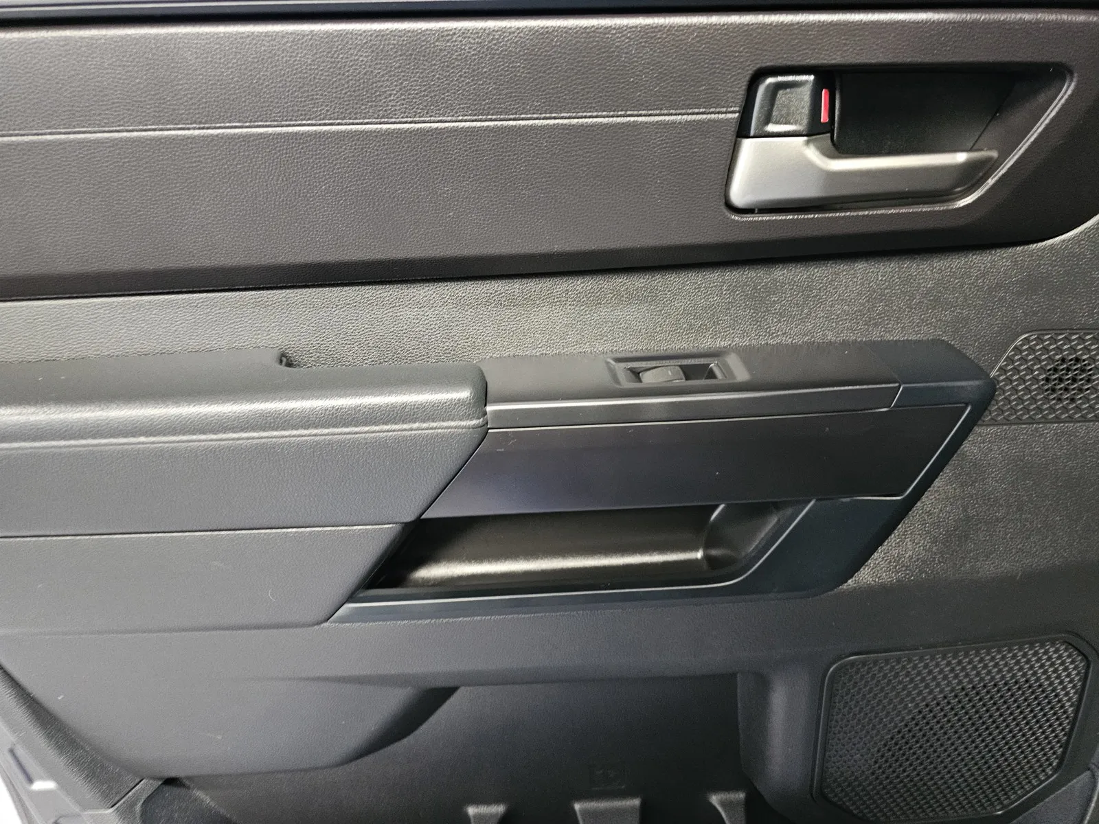 Toyota Tundra photo 12