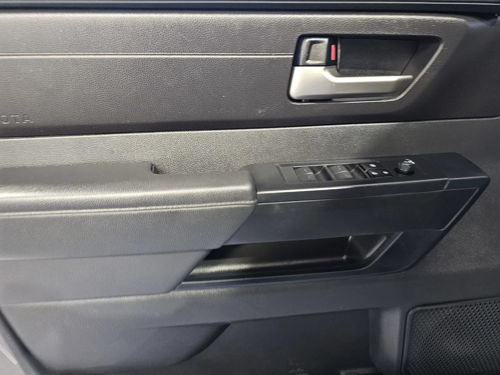 Toyota Tundra photo 14