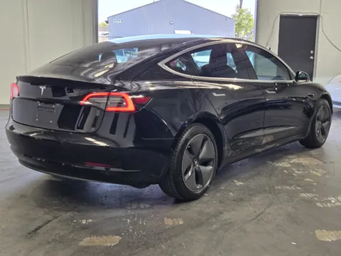 More photos of 2018 Tesla Model 3 Long Range at Premium Autos - Norco, CA