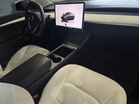 More photos of 2022 Tesla Model 3 Long Range at Premium Autos - Norco, CA