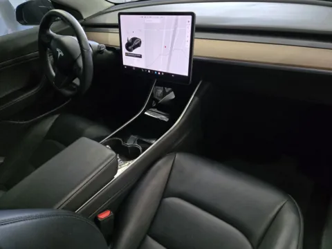 More photos of 2020 Tesla Model 3 at Premium Autos - Norco, CA