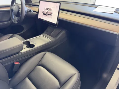 More photos of 2023 Tesla Model Y Long Range at Premium Autos - Norco, CA