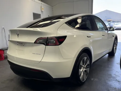 More photos of 2023 Tesla Model Y Long Range at Premium Autos - Norco, CA