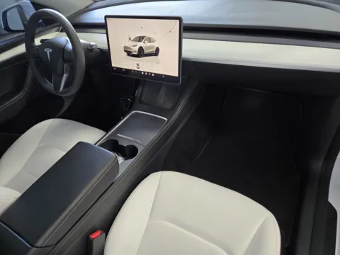 More photos of 2023 Tesla Model Y Performance at Premium Autos - Norco, CA