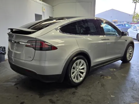More photos of 2018 Tesla Model X at Premium Autos - Norco, CA