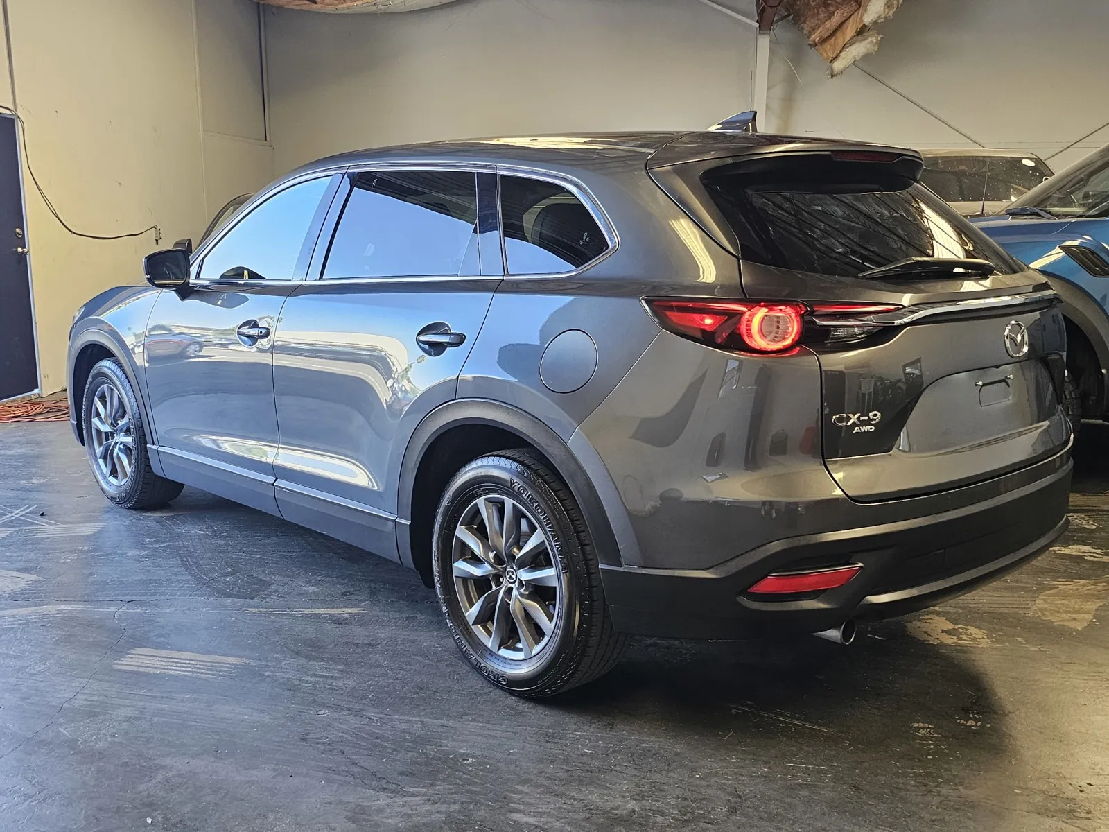 Mazda CX-9 photo 2