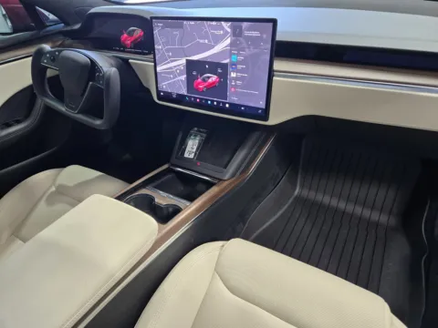 More photos of 2023 Tesla Model S at Premium Autos - Norco, CA