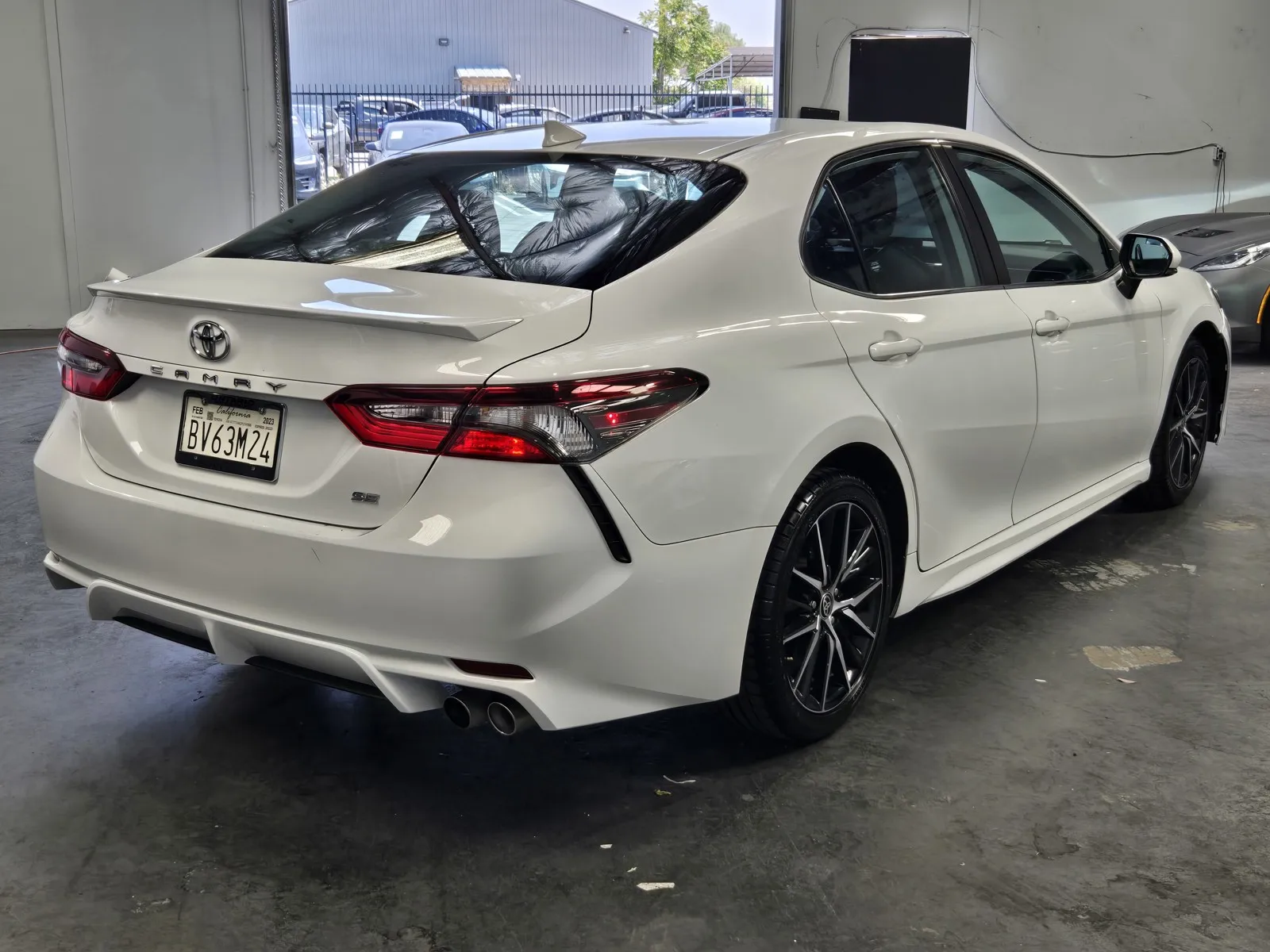 Toyota Camry photo 4