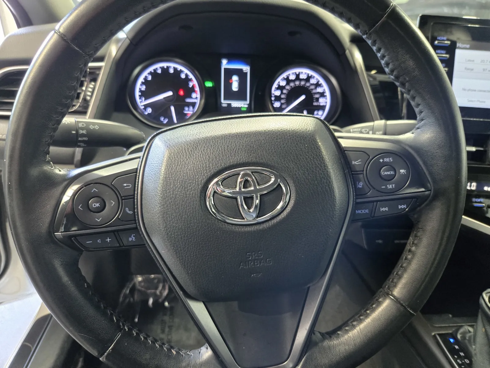 Toyota Camry photo 14