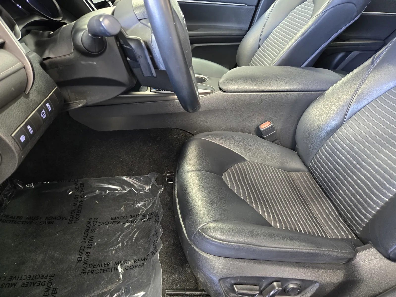 Toyota Camry photo 13