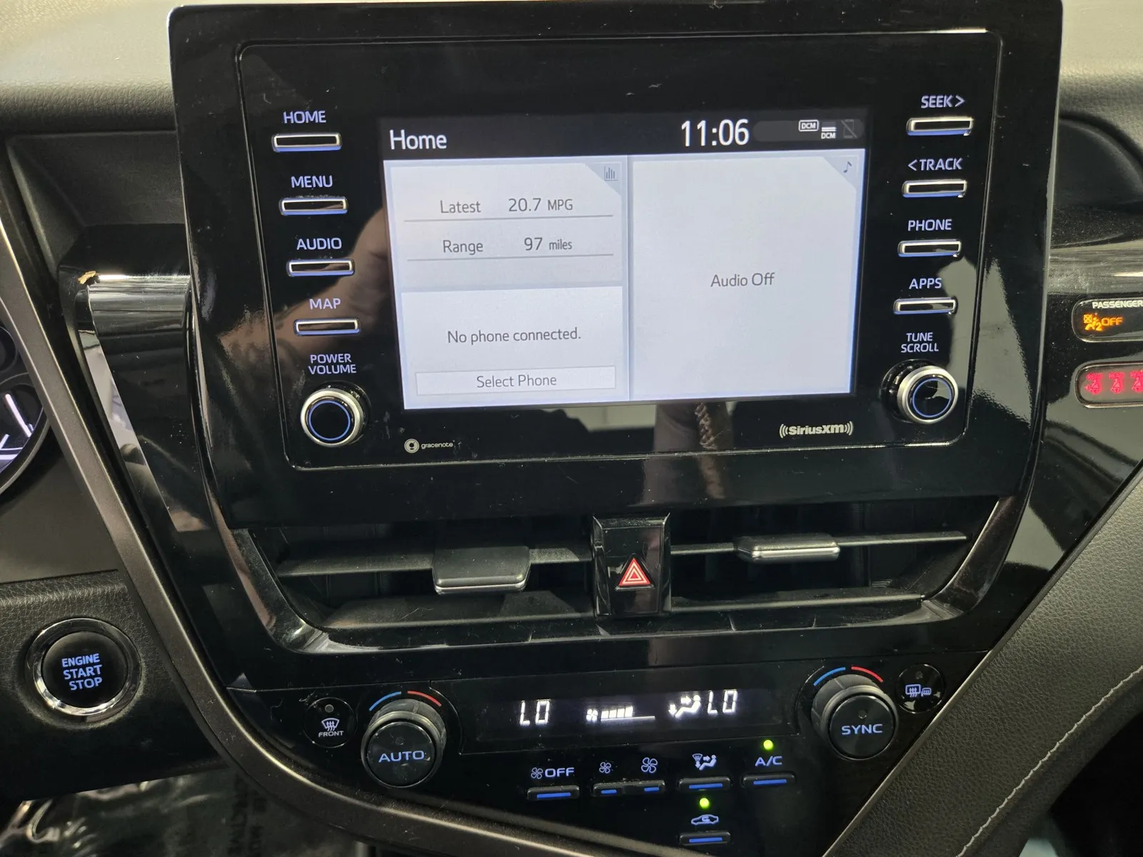 Toyota Camry photo 16