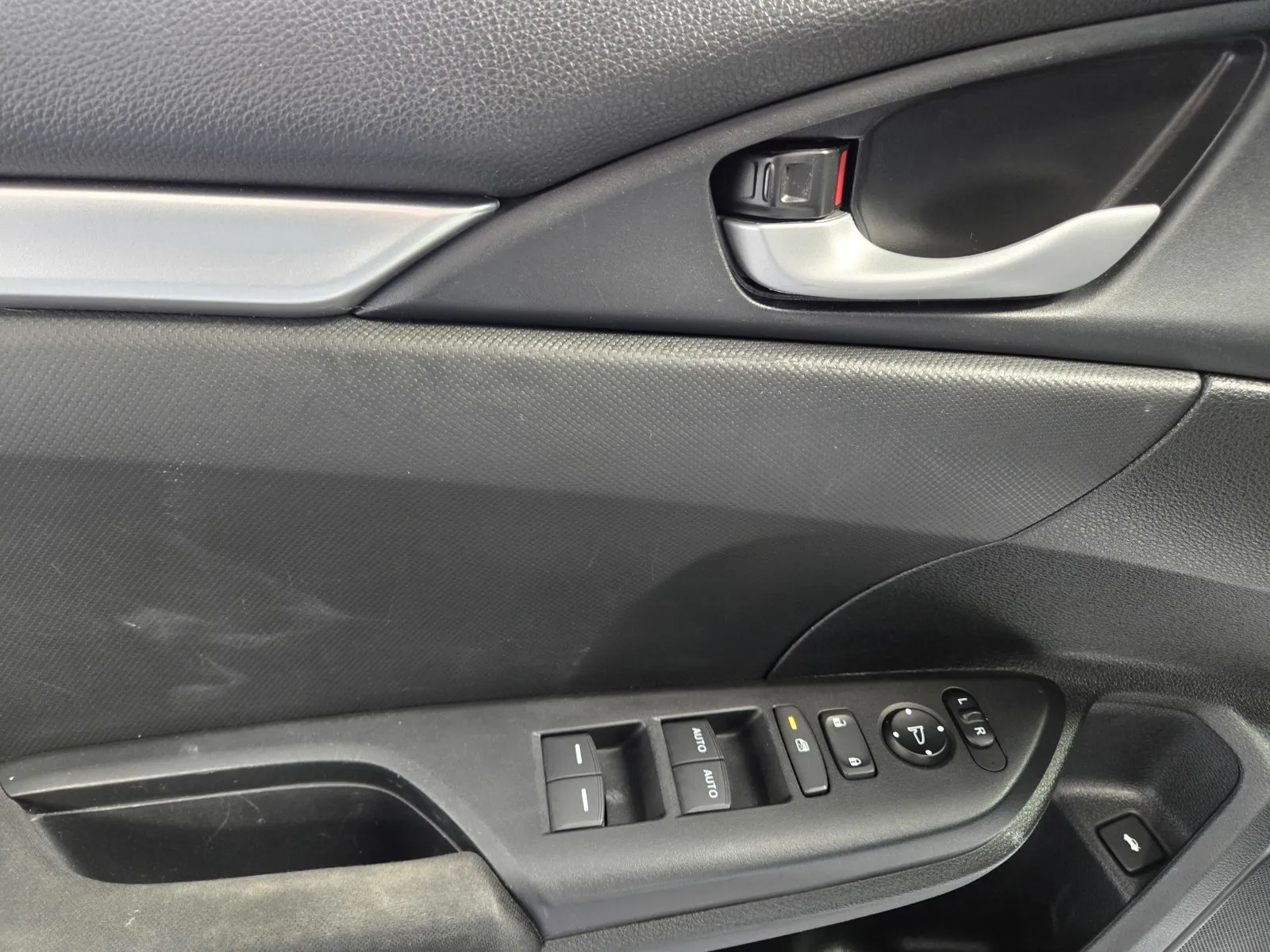 Honda Civic photo 13