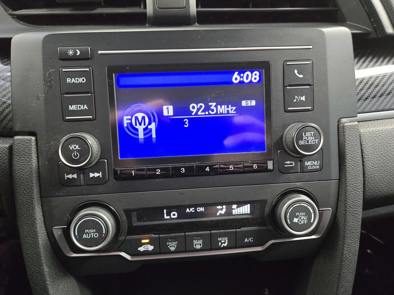 Honda Civic photo 19