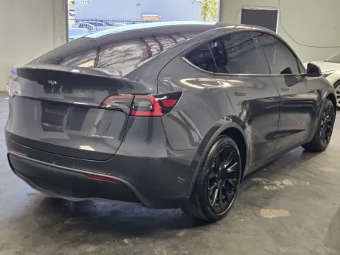 More photos of 2021 Tesla Model Y Long Range at Premium Autos - Norco, CA