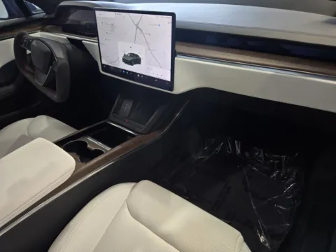 More photos of 2021 Tesla Model S Long Range*****REFRESH MODEL**** at Premium Autos - Norco, CA